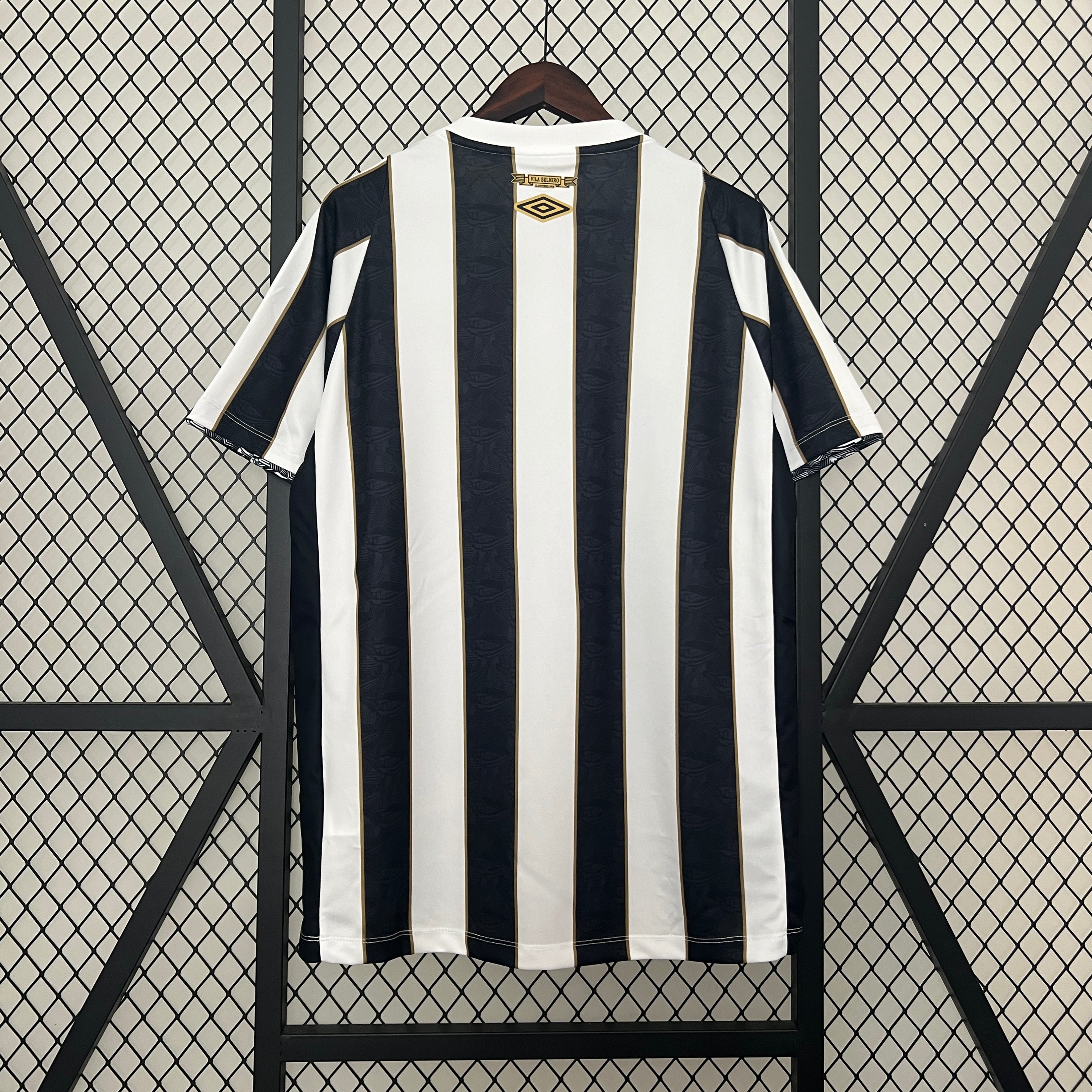 Jersey 24∕25 Santos away