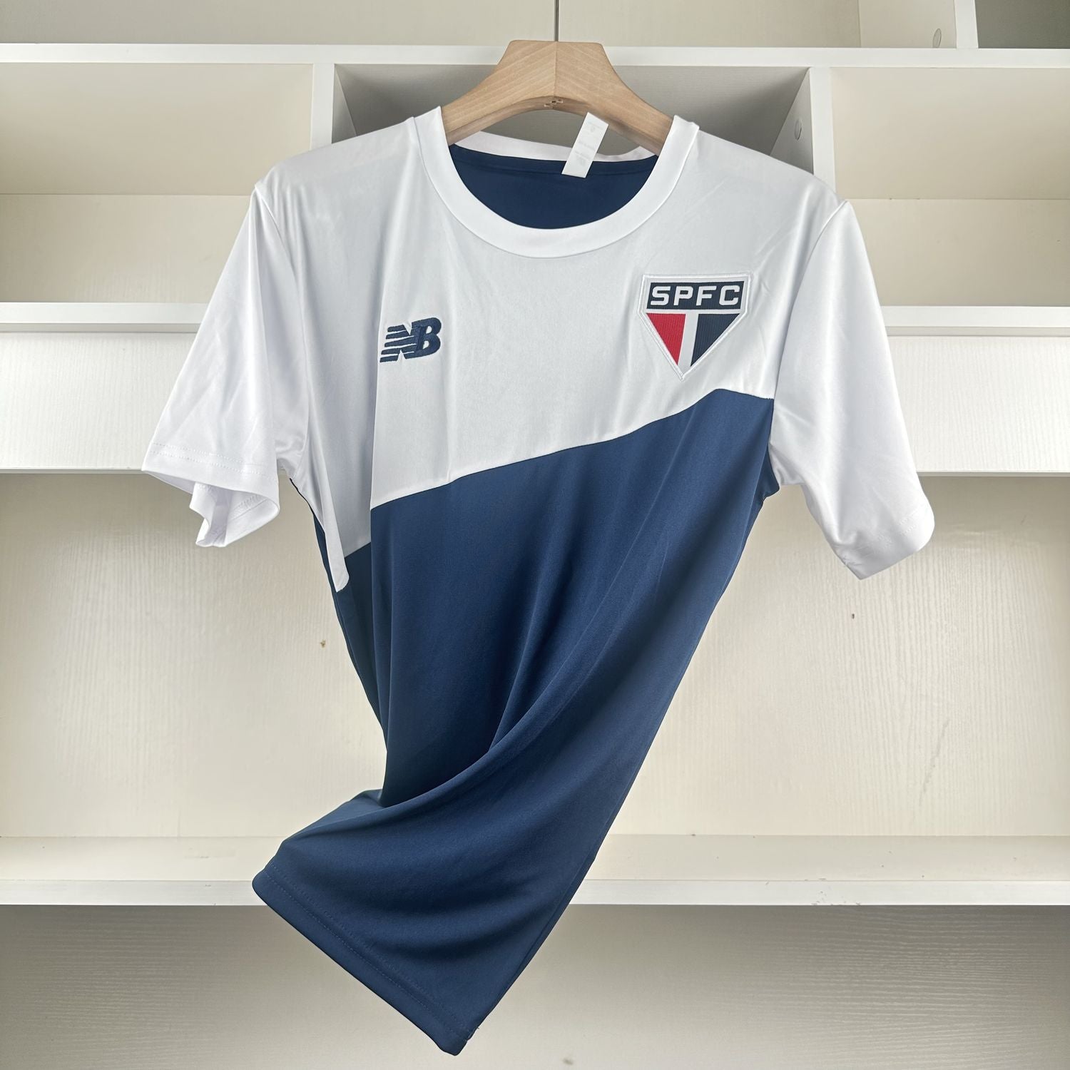 Trikot 24∕25 São Paulo II – Branco e Azul