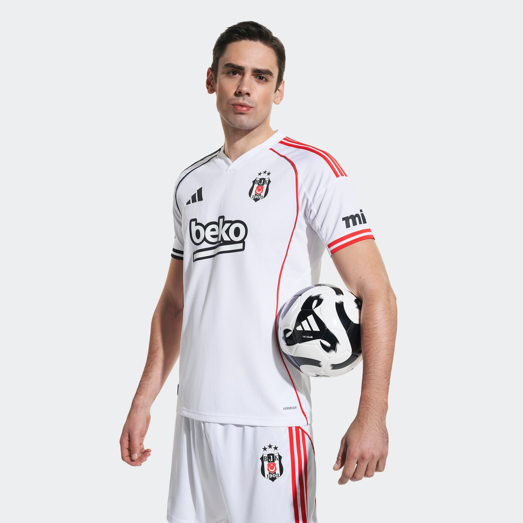 Jersey Beşiktaş Heimtrikot 25/26