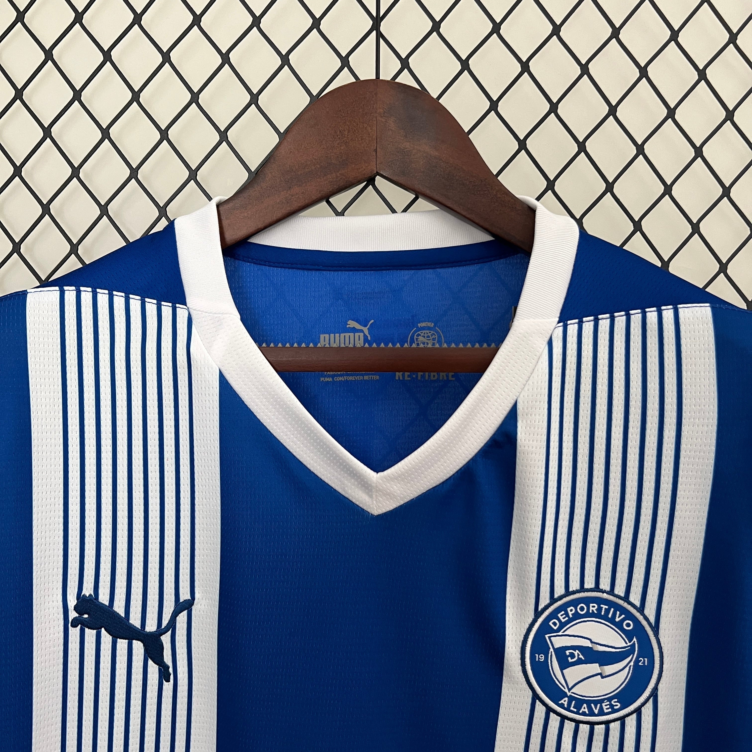 Trikot von Deportivo Alavés 24/25 Heim