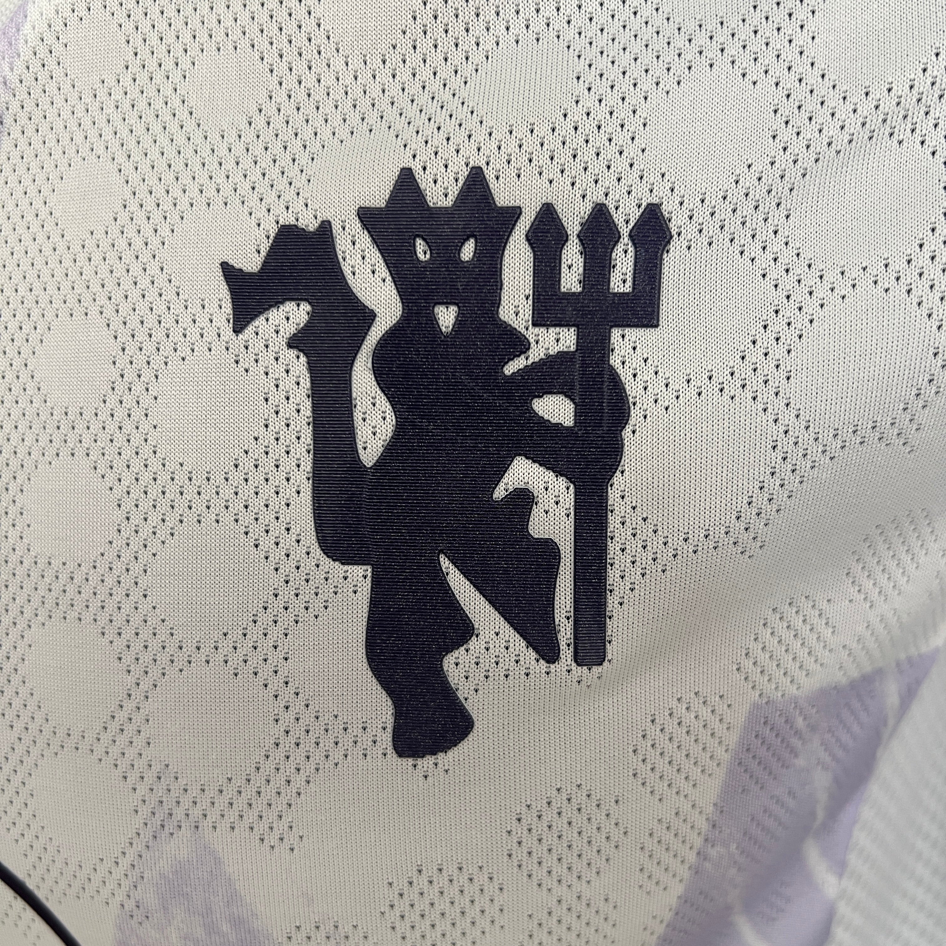 Manchester United Auswärtstrikot 25/26
