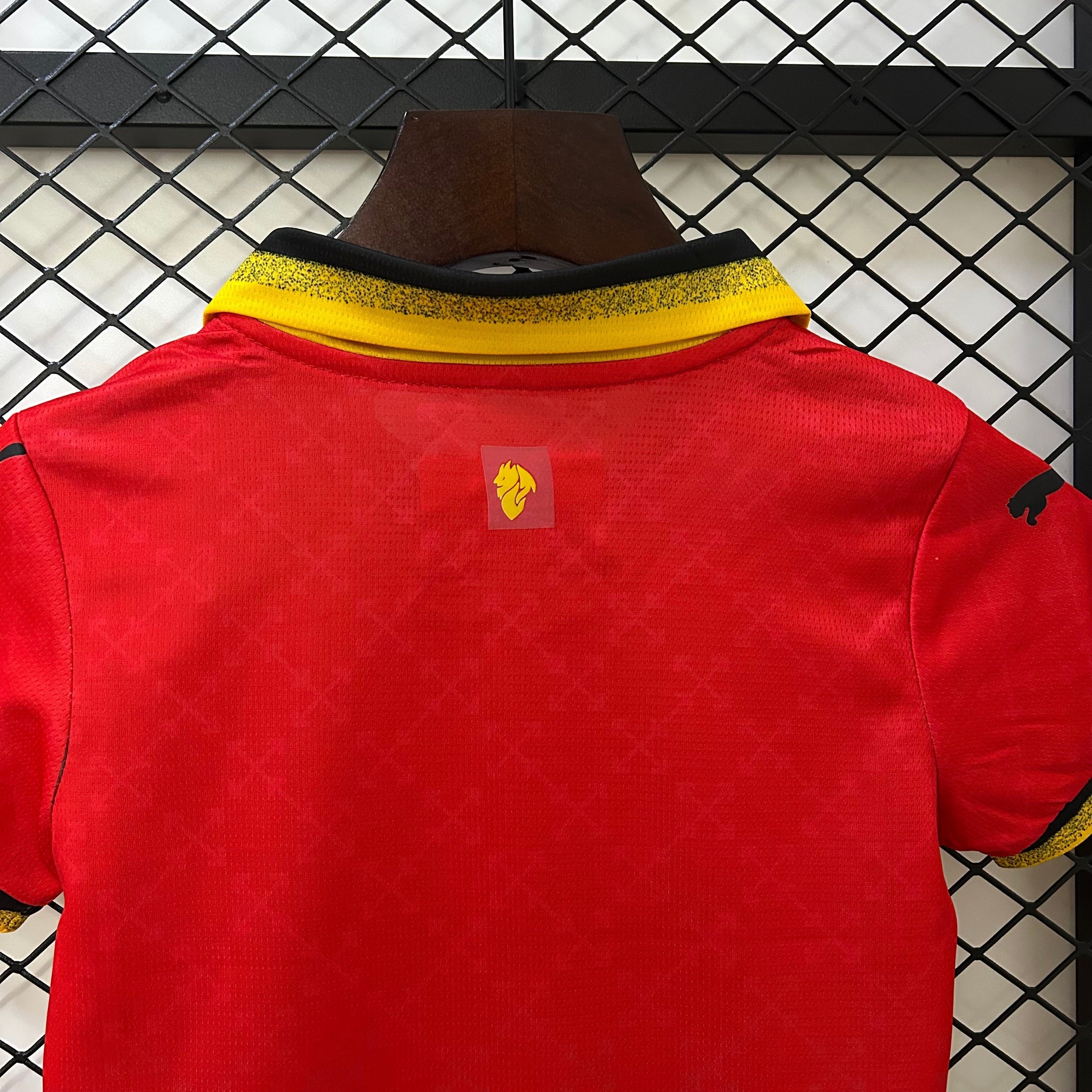 Kids Milan 25/26 Co-Branded Edition - Vermelho