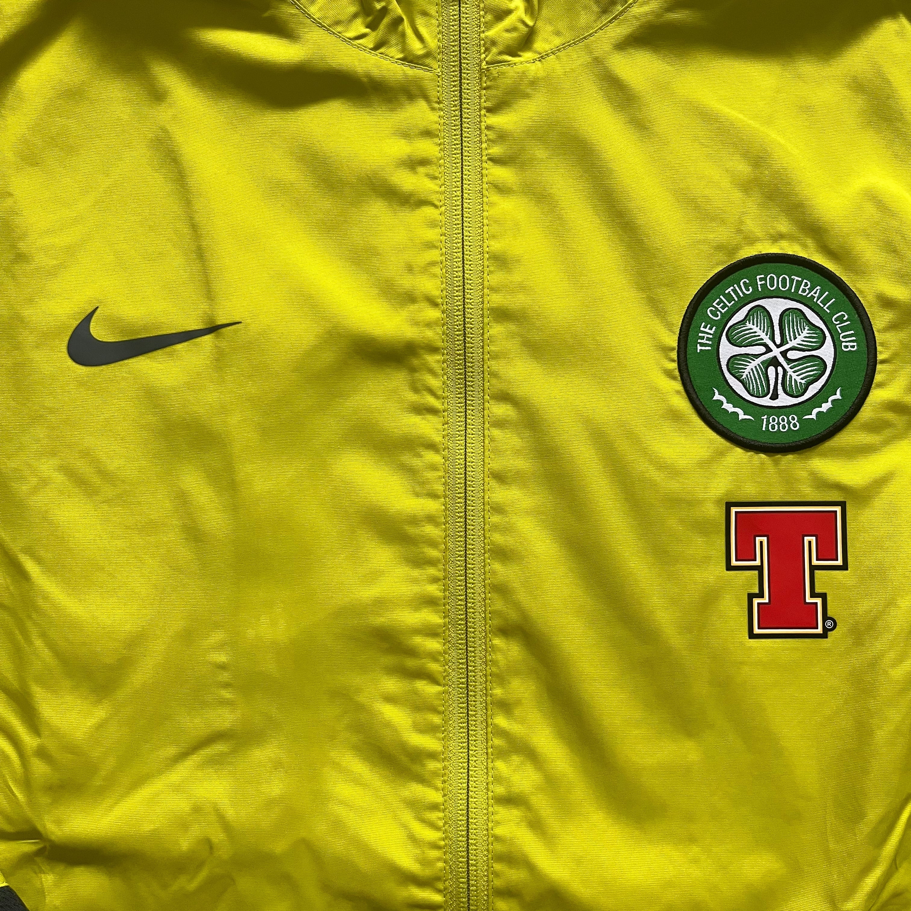 Nike x Celtic Glasgow Vintage Jacke 2010/11