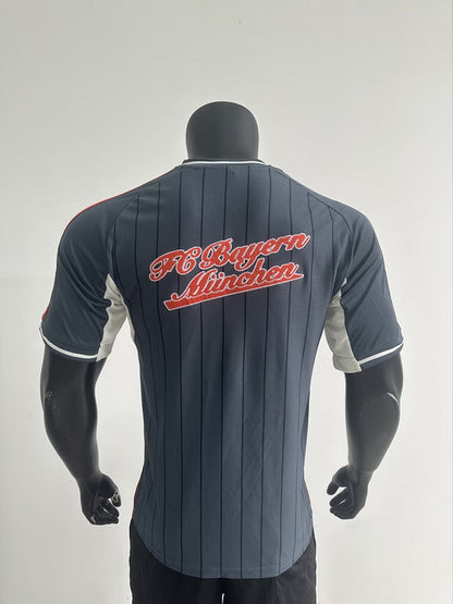 Jersey Bayern 25/26 Player US Pack