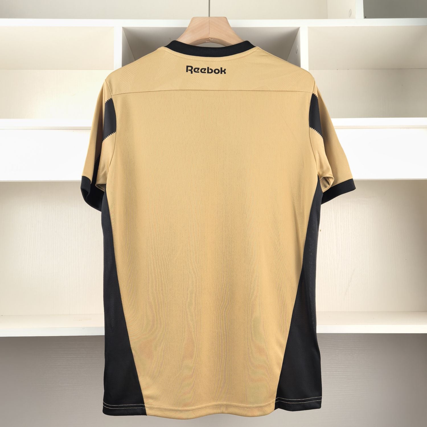 Trikot Botafogo 24/25 – Preto e Dourado 