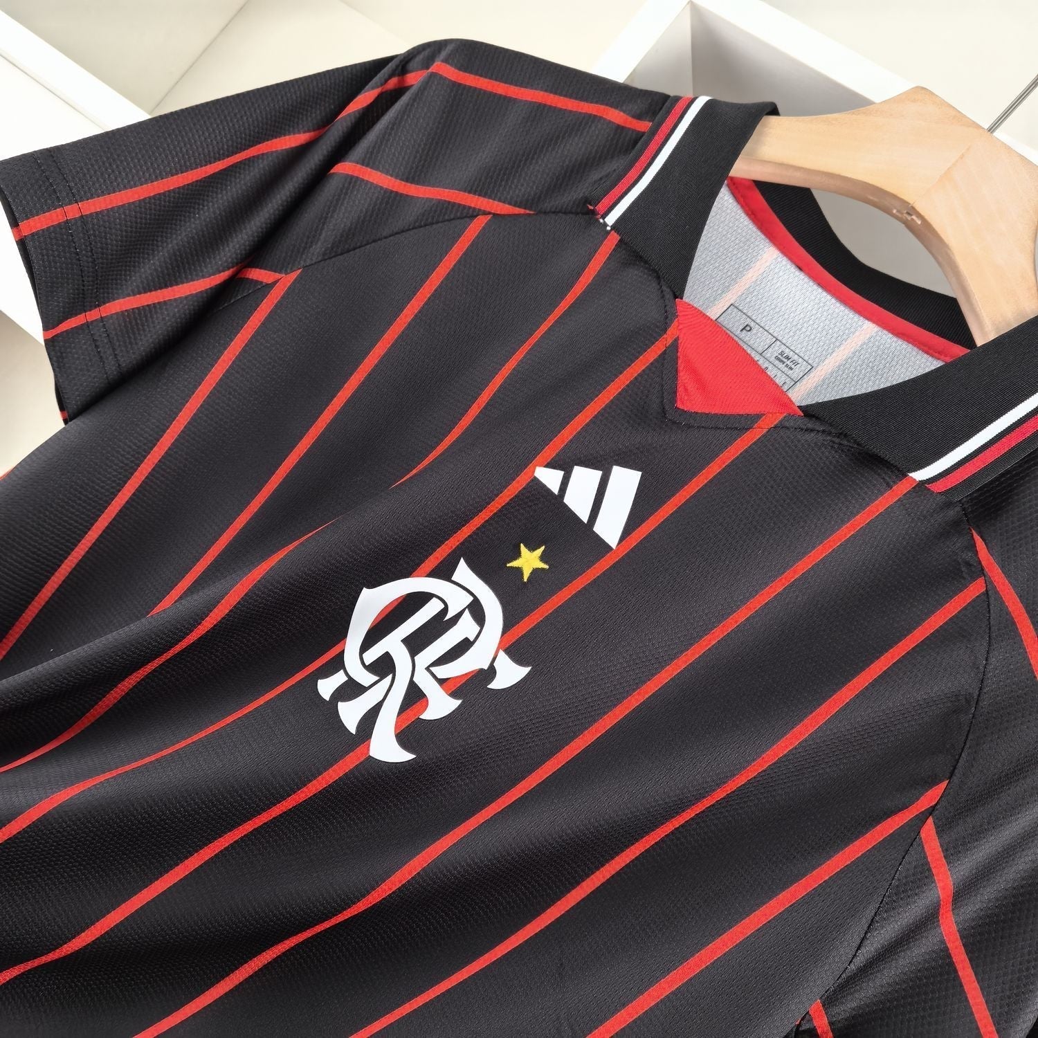 Jersey Flamengo Especial 24/25 - Preto e Vermelho
