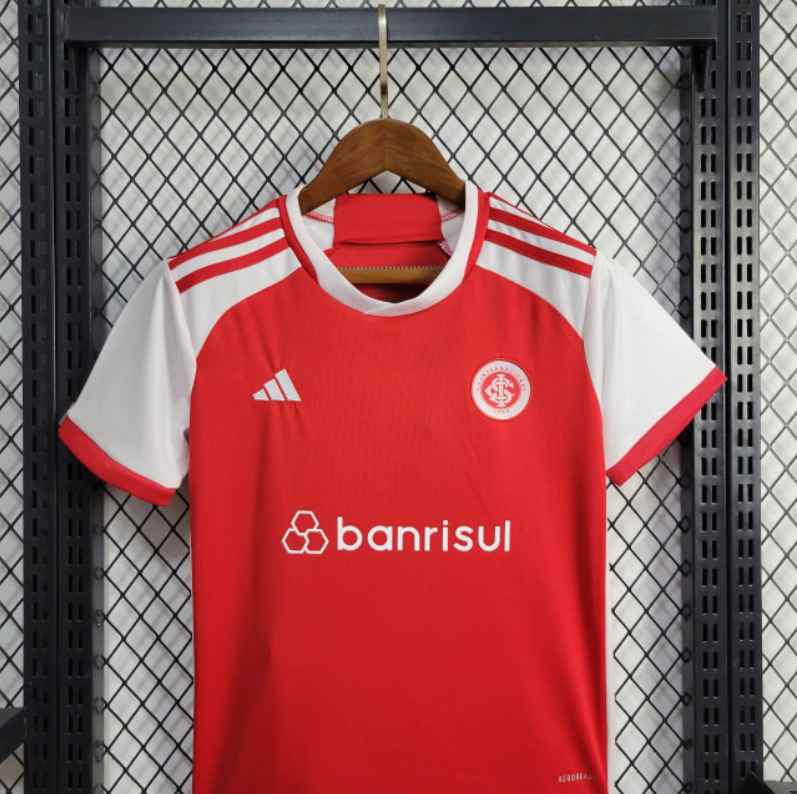 Kids International l 2024∕25 