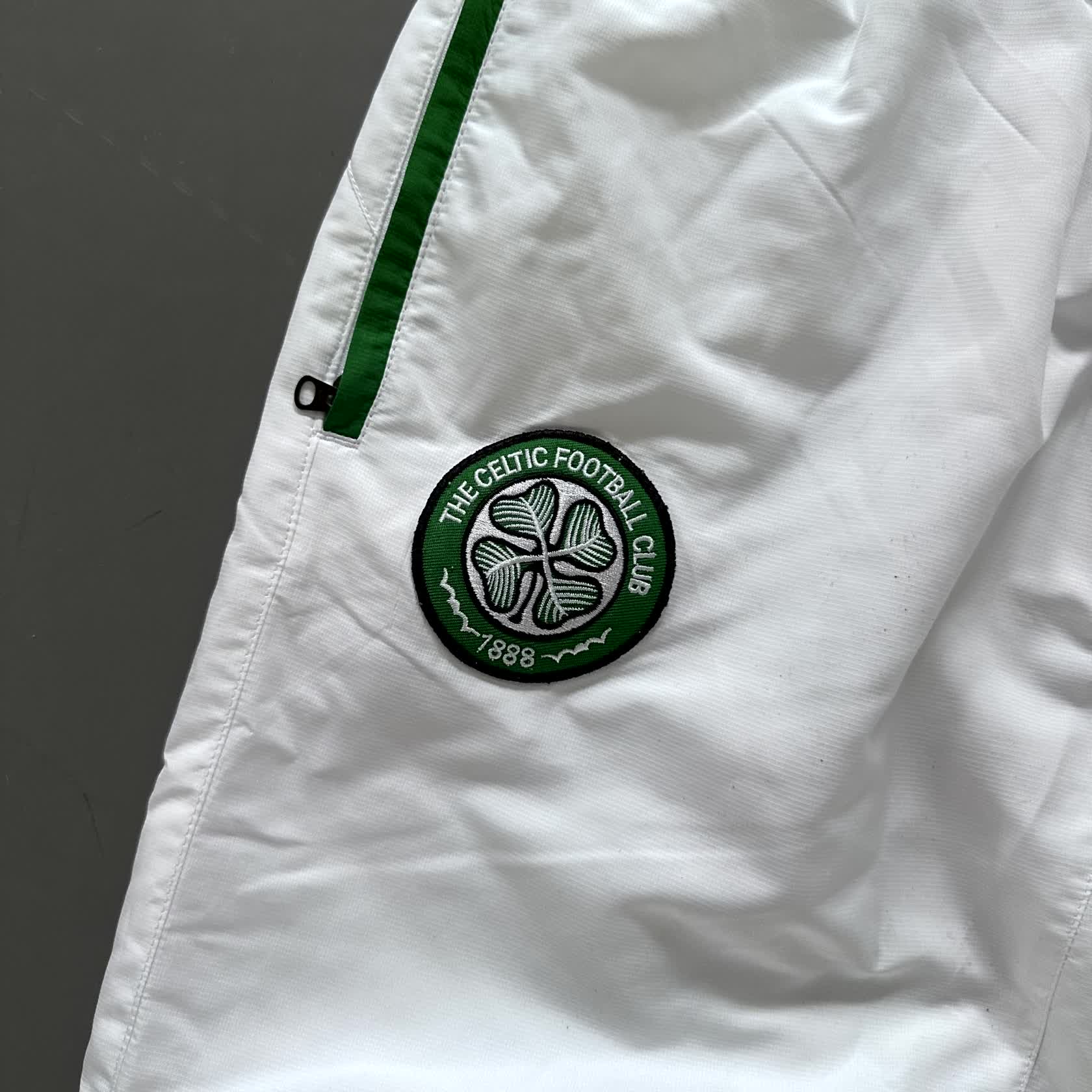 Nike x Celtic Vintage Premium Jacket 2006/07