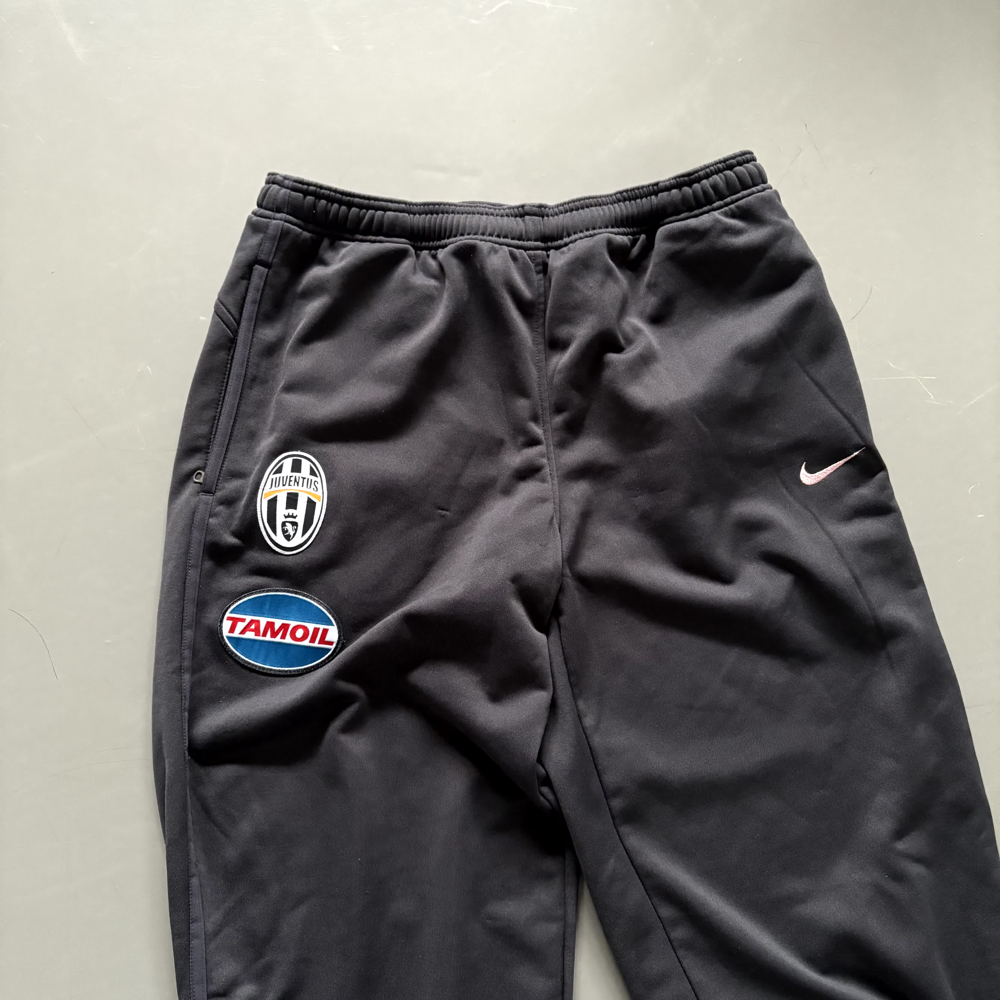 Nike x ユベントスFC ヴィンテージジャケット 2005/06