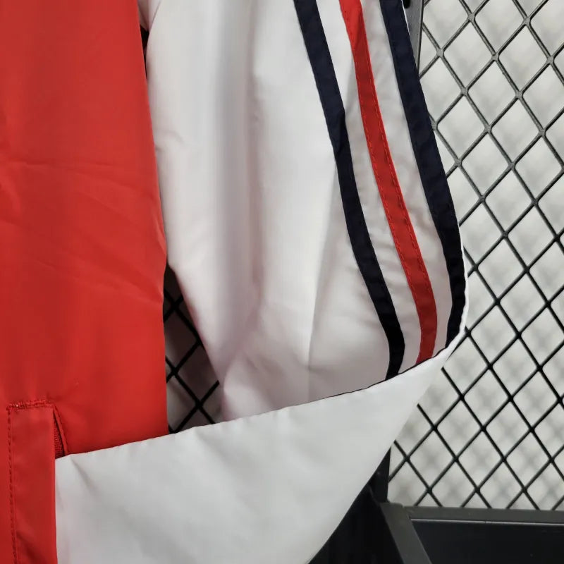 Windjacke Internacional 24/25 - Branco e Vermelho 